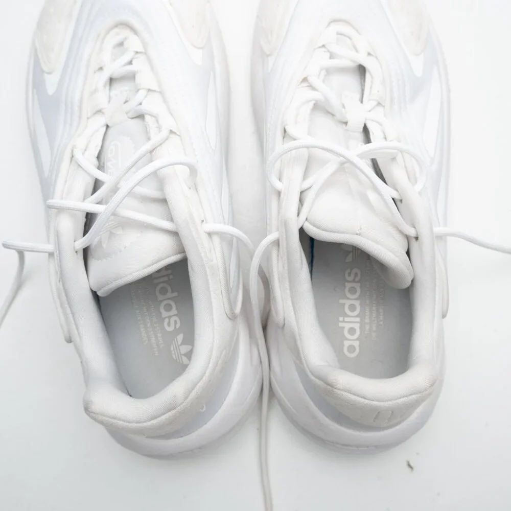 ADIDAS Ozelia Triple White Reflective size 6.5